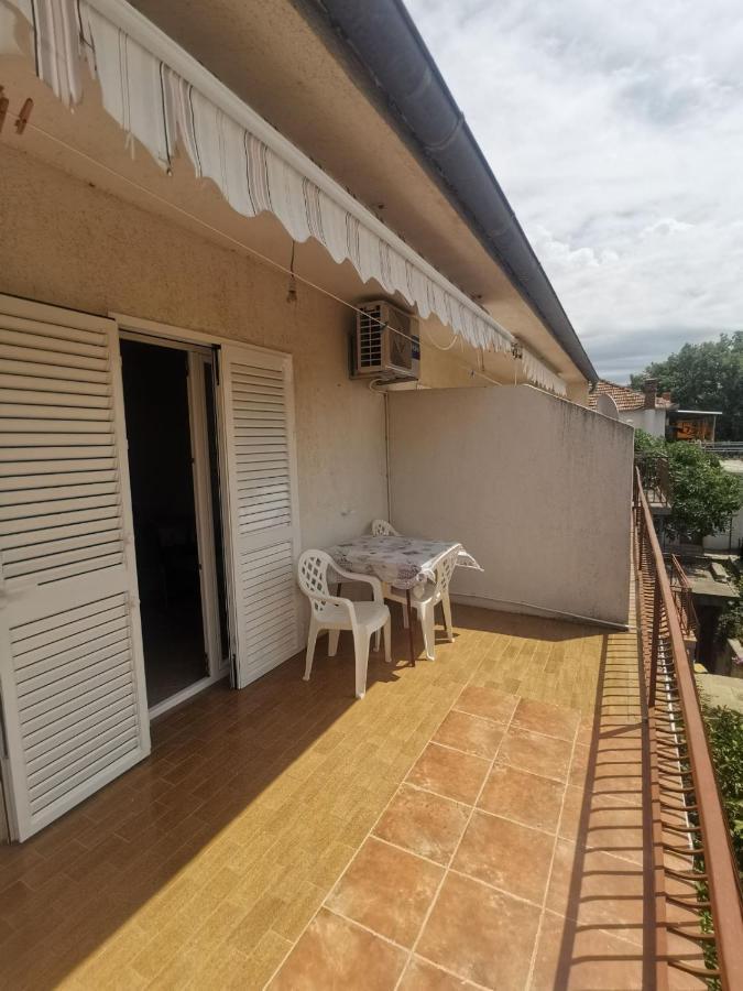 Emily Apartment Biograd Na Moru Exterior foto