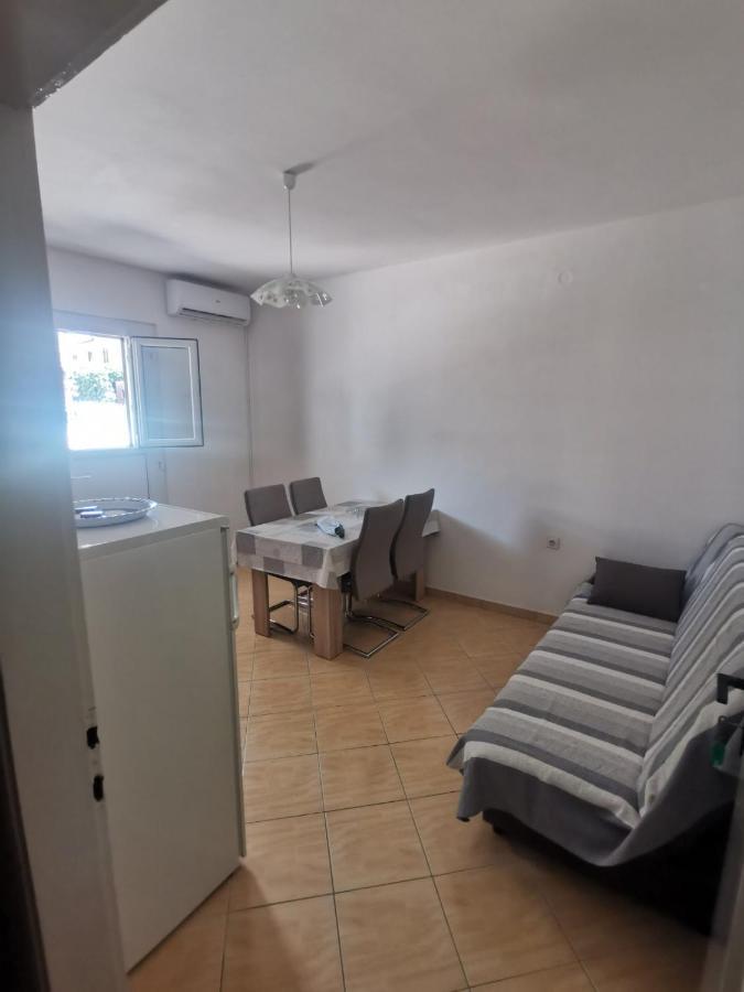 Emily Apartment Biograd Na Moru Exterior foto