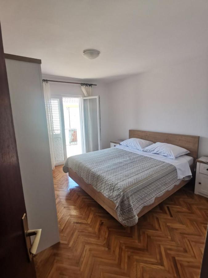 Emily Apartment Biograd Na Moru Exterior foto