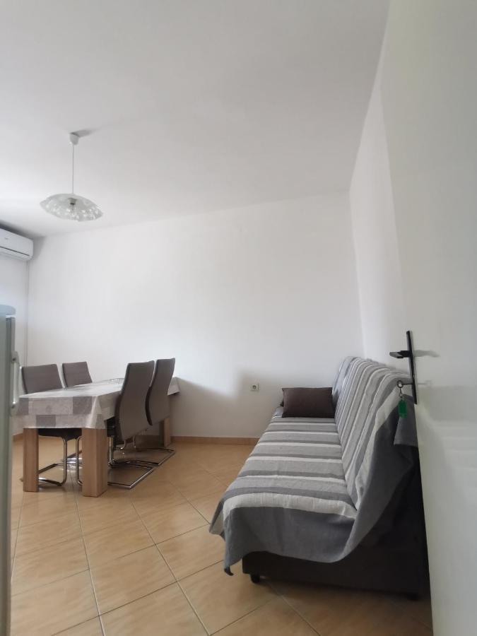 Emily Apartment Biograd Na Moru Exterior foto